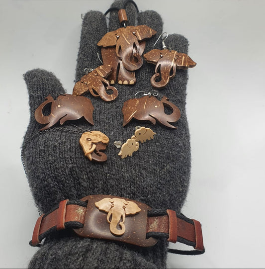 Proud Tusker's Jewelry Set